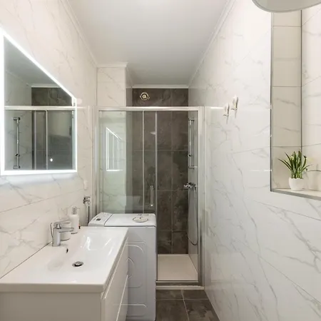 Studio Libar, Apartman